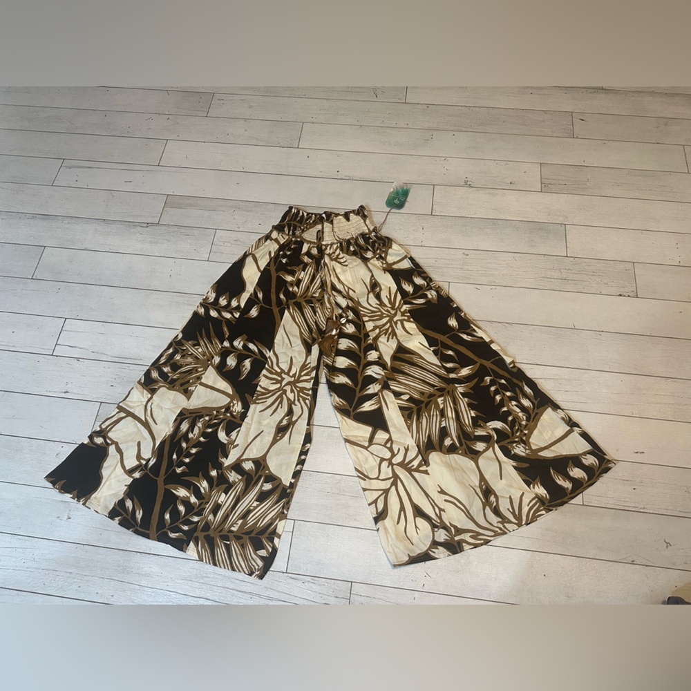 Tropical Print Wide Leg Pants
